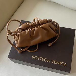 Bottega Veneta Pouch 20 Clutch Camel Brown